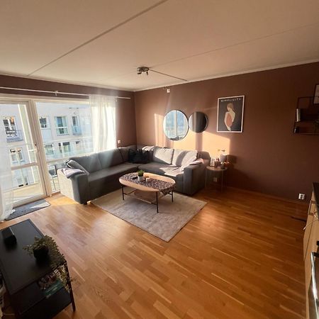 Modern And Central Apartment - Solsiden Trondheim - Up To 6 People Экстерьер фото