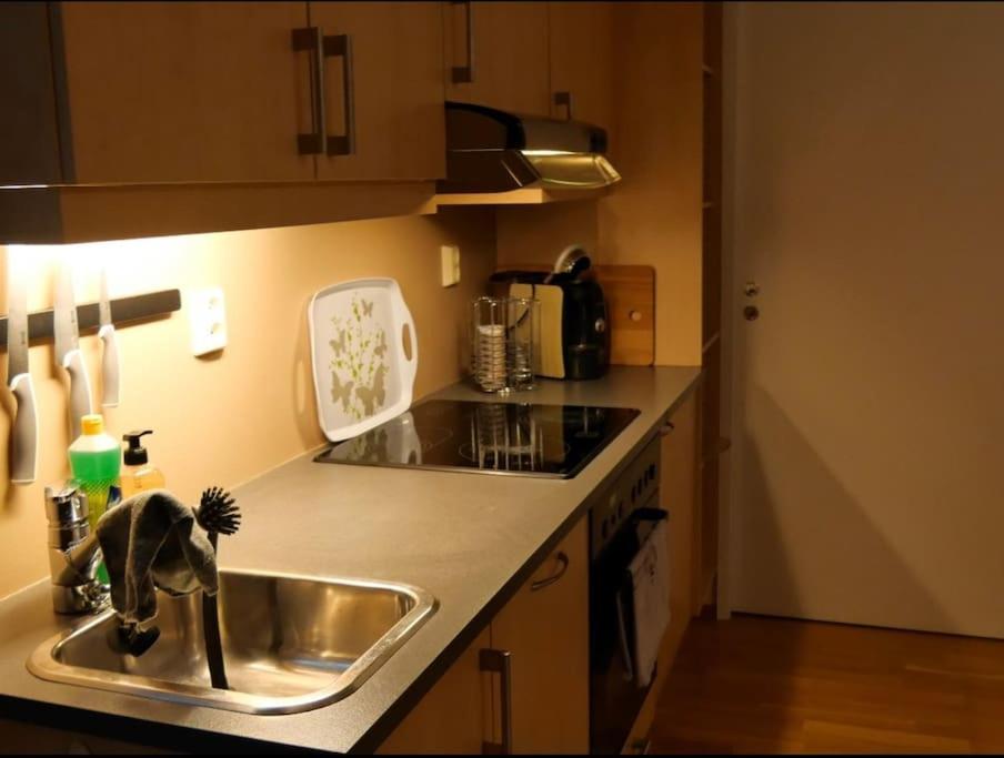 Modern And Central Apartment - Solsiden Trondheim - Up To 6 People Экстерьер фото